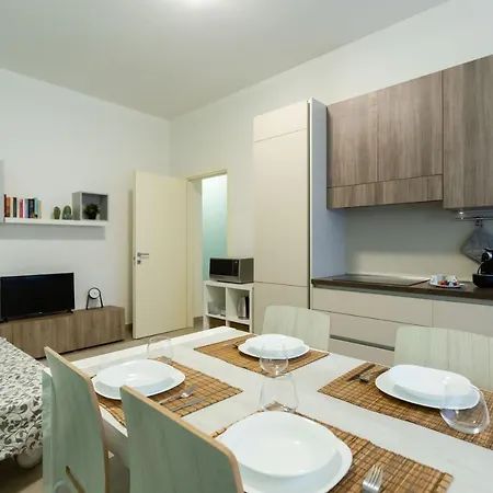 Bright & Beautiful In Design District Apartamento Milán