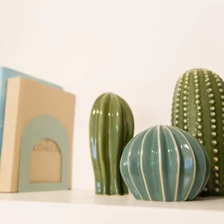 Bright & Beautiful In Design District Apartamento Milán